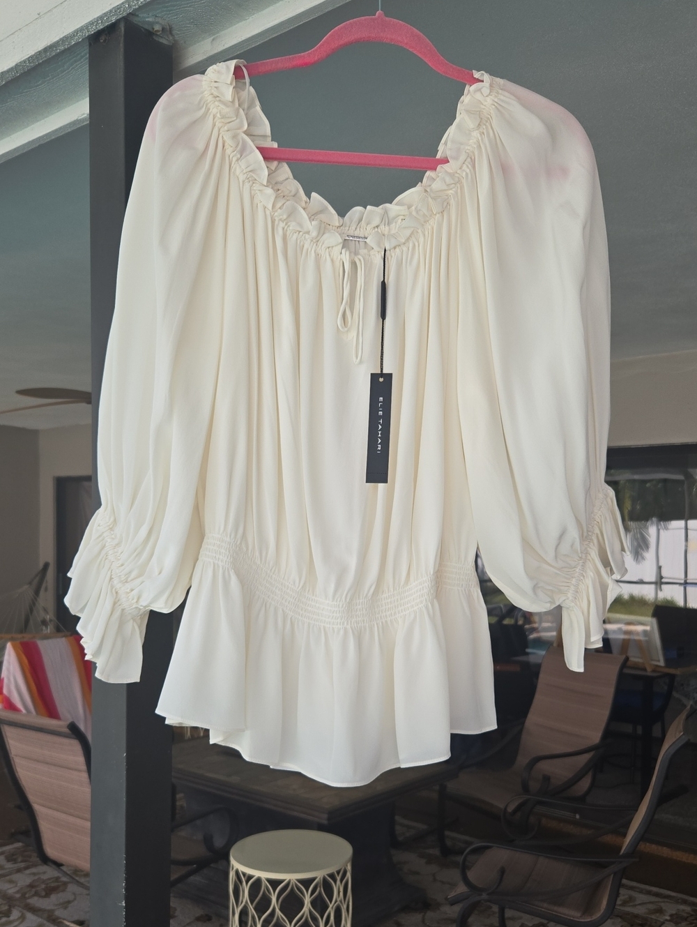 Elie Tahari Cream Peasant Blouse with Puff Sleeves